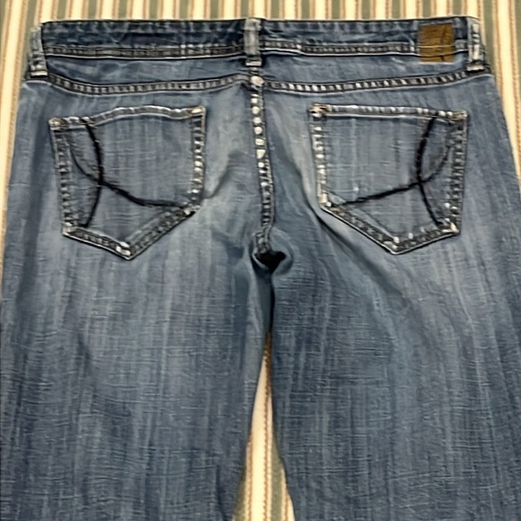 !IT Jeans Women’s Super Distressed Boot Cut Blue Denim Jeans - Picture 8 of 9